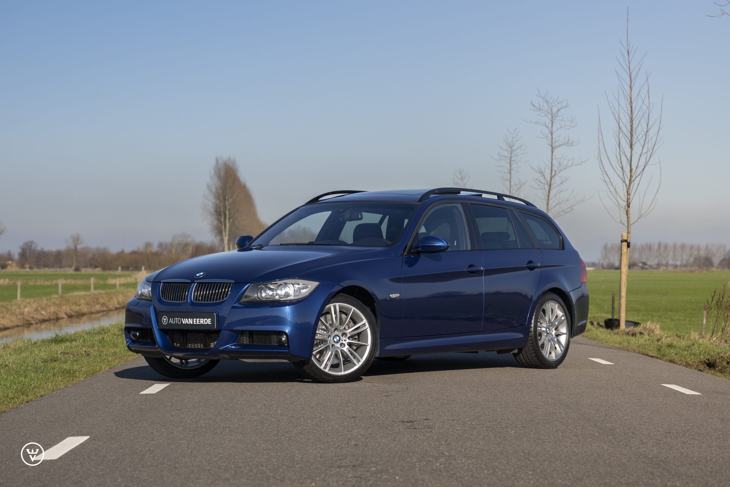 bmw 335i touring blauw